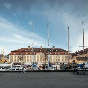 Kanalhuset Отель Копенгаген